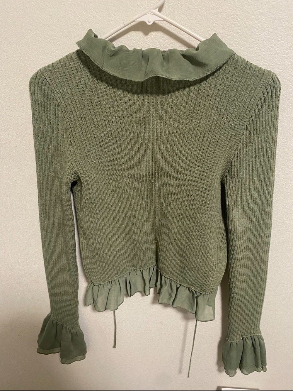 Zara Sage Green‎ Ruffle-Trim Knit Cardigan Size Medium - Picture 3 of 5